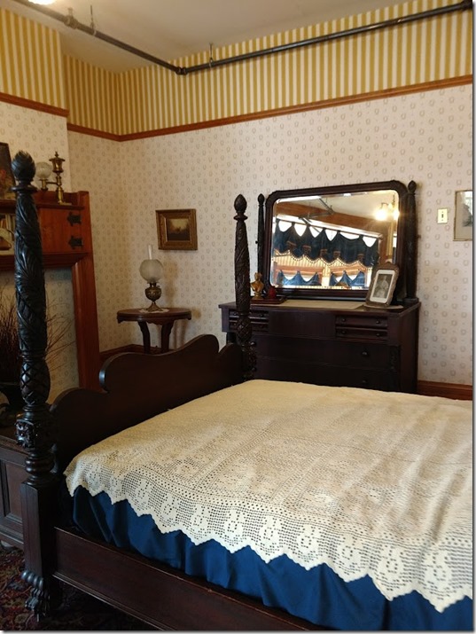 IMG_20180701_142922460_BURST000_COVER_TOP